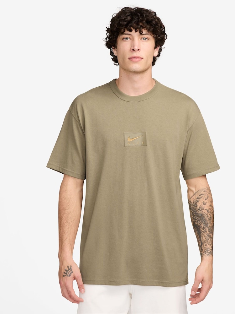 Nike Neutral Olive Front Chest Tab 100% Cotton Logo T-Shirt - Image 1 of 3