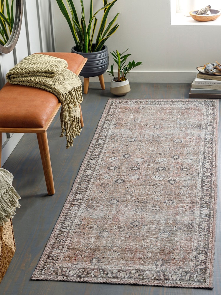 LIVABLISS Colin Traditional Washable Runner - Εικόνα 1 του 6