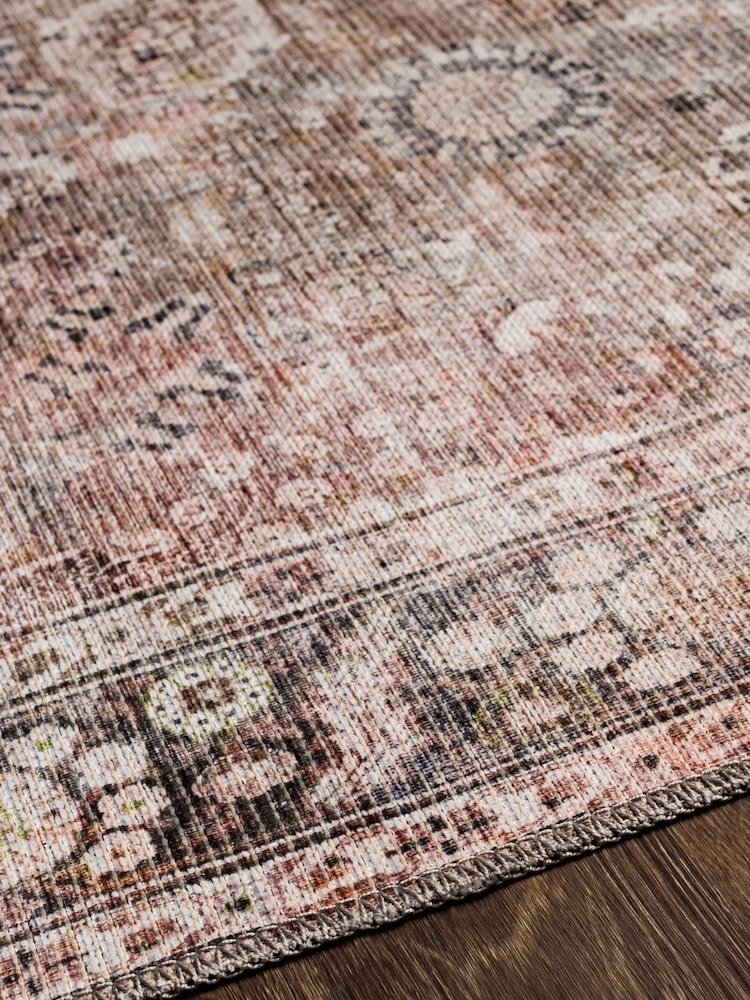 LIVABLISS Colin Traditional Washable Runner - Εικόνα 6 του 6
