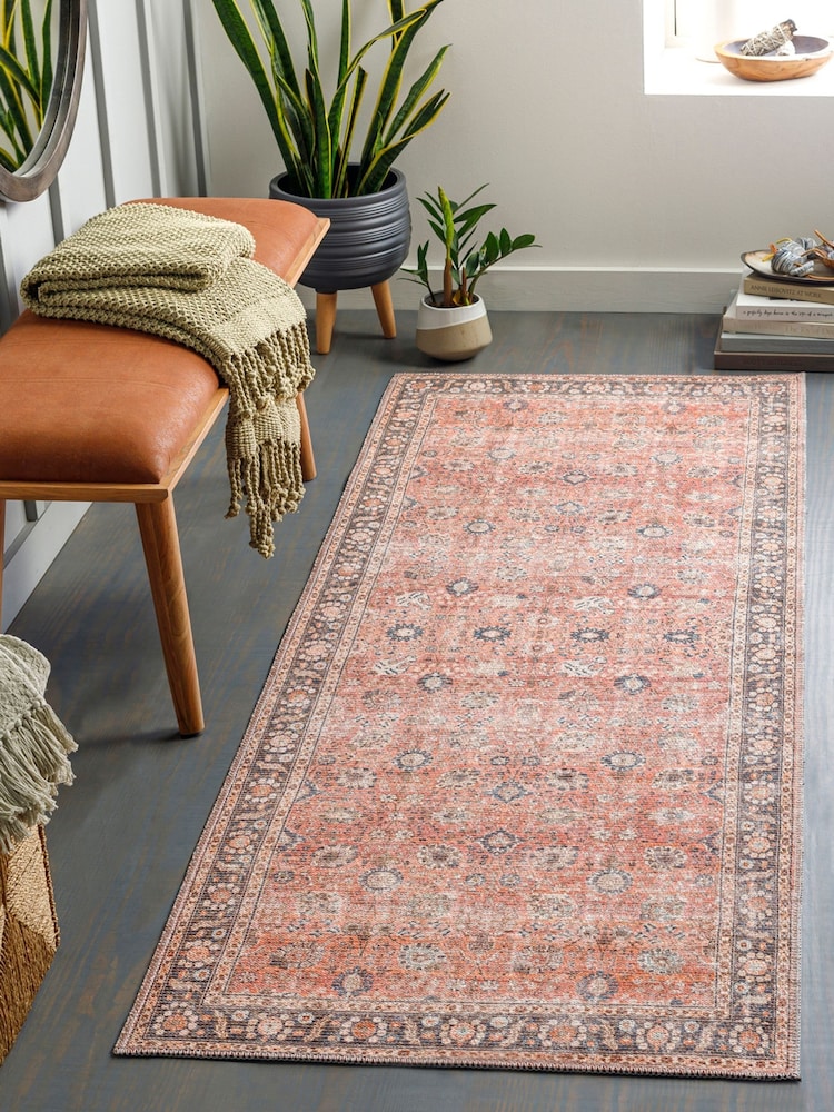 LIVABLISS Colin Traditional Washable Runner - Εικόνα 1 του 7
