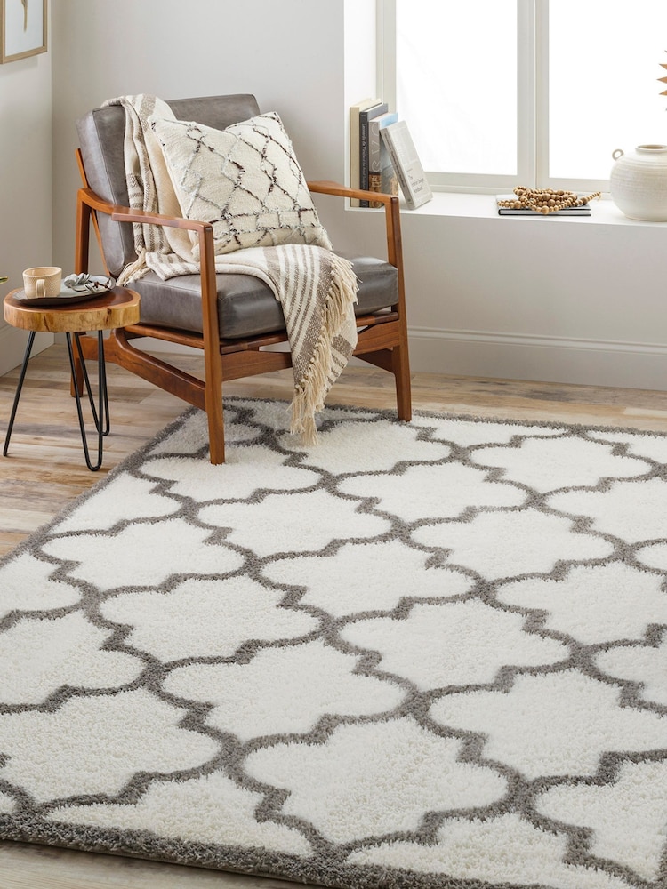 LIVABLISS Ivory Trellis Cloudy Shaggy Plush Pile Rug - Image 2 of 6 LIVABLISS Ivory Trellis Cloudy Shaggy Plush Pile Rug - Image 2 of 6