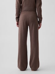 Maro - Pantaloni lejeri din tricot Gap CashSoft - Imaginea 2 din 5