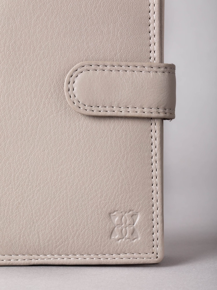 Lakeland Leather Grey Medium Tab Purse - Image 5 of 5