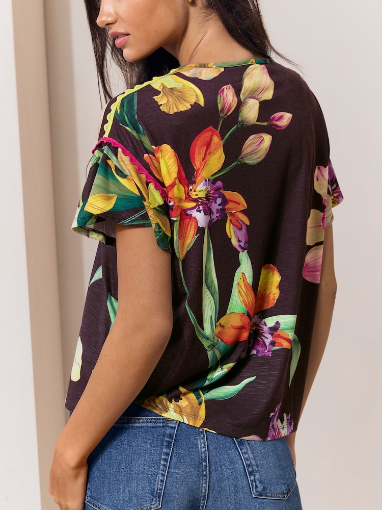 Lipsy Brown Floral Printed Flutter Sleeve T-Shirt - Image 5 of 5