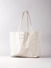 Lakeland Leather White Tarn Leather Bucket Bag - Image 2 of 2