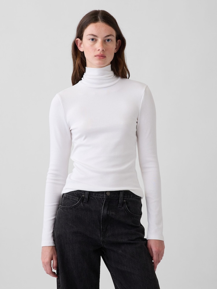 Gap White Modern Turtle Neck Long Sleeve T-Shirt - Image 1 of 4 Gap White Modern Turtle Neck Long Sleeve T-Shirt - Image 1 of 4