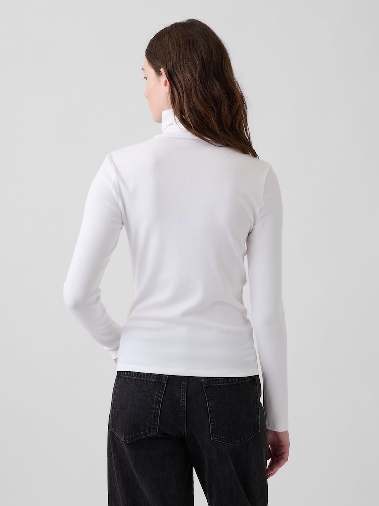 Gap White Modern Turtle Neck Long Sleeve T-Shirt - Image 2 of 4 Gap White Modern Turtle Neck Long Sleeve T-Shirt - Image 2 of 4