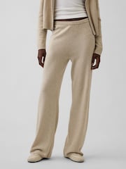 Bej - Pantaloni lejeri din tricot Gap CashSoft - Imaginea 1 din 5