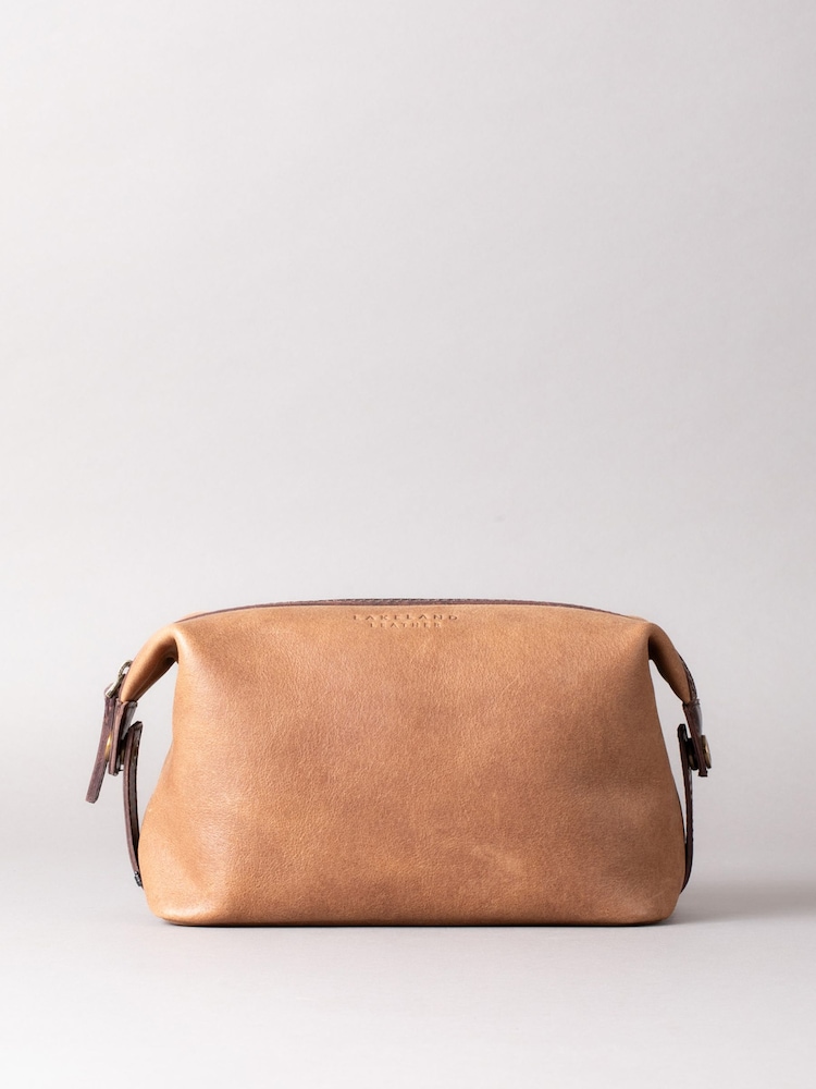 Lakeland Leather Brown Hawksdale Leather Wash Bag - Image 1 of 6