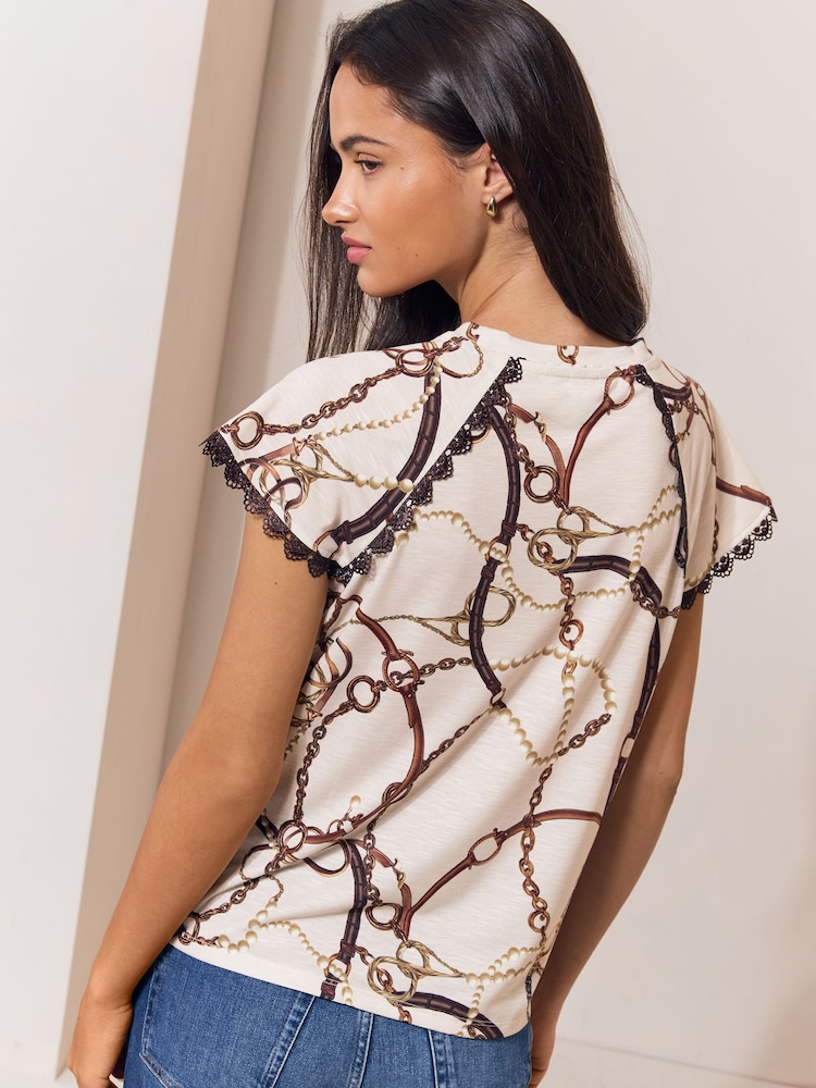 Lipsy Cream Chain Printed Cap Sleeve Scallop Trim Detail T-Shirt - Image 5 of 5