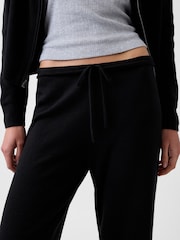 Negru - Pantaloni lejeri din tricot Gap CashSoft - Imaginea 4 din 4