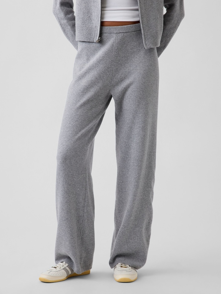 Gri - Pantaloni lejeri din tricot Gap CashSoft - Imaginea 1 din 5