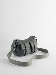 Grau - Satin Utility Crossbody Tasche​​​​​​​ - Bild 3 von 7