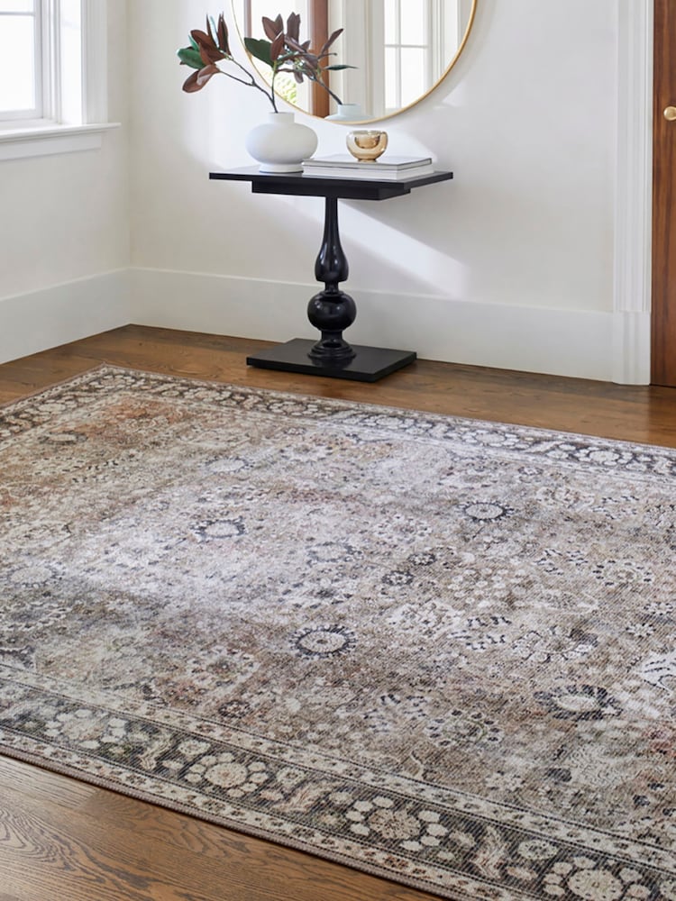 LIVABLISS Colin Traditional Washable Rug - Εικόνα 2 του 9