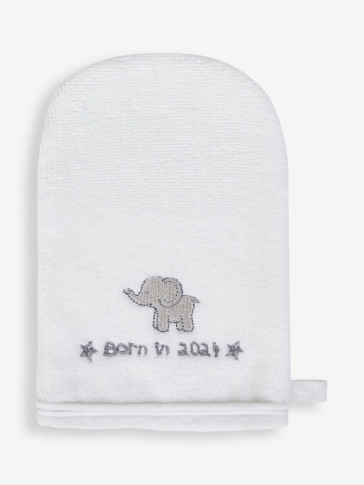 JoJo Maman Bébé Born in 2024 Hooded Towel & Wash Mitt Set - Image 2 of 3