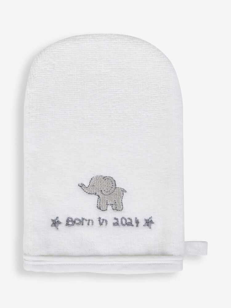 JoJo Maman Bébé Born in 2024 Hooded Towel & Wash Mitt Set - Image 1 of 2 JoJo Maman Bébé Born in 2024 Hooded Towel & Wash Mitt Set - Image 1 of 2