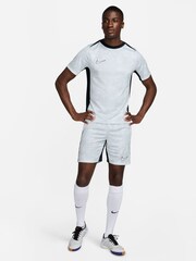 Nike Grey Academy Pro Dri-FIT Training T-Shirt - Image 3 of 7