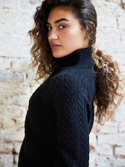 The Little Tailor Ava Wool Rich Zip Neck Cable Knit Jumper - Attēls 4 no 4