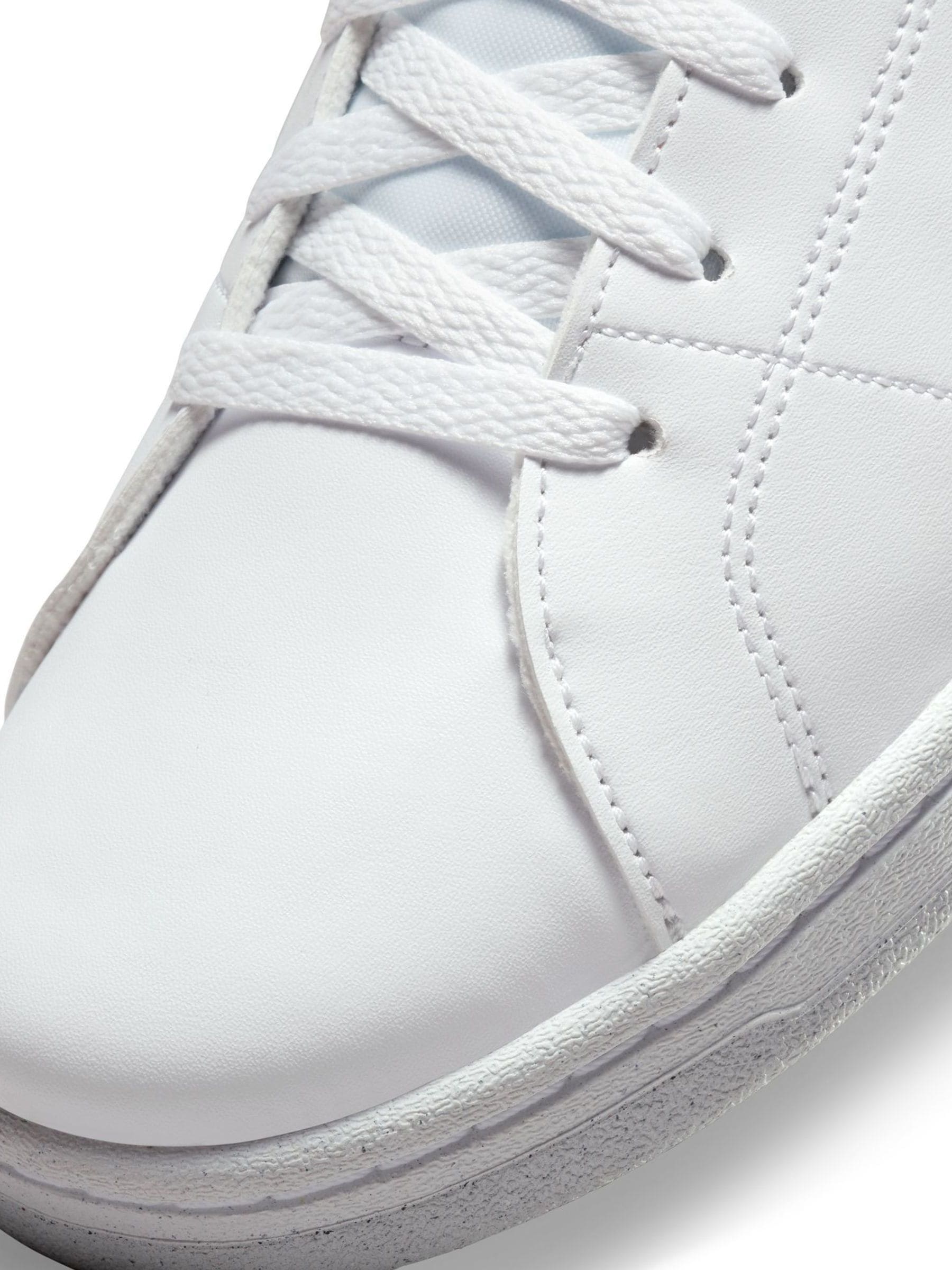 court royal trainers