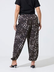 Yours Curve Brown Limited Leopard Print Balloon Trousers - Image 3 of 6