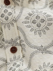 White 100% Cotton Printed Short Sleeve Oxford Shirt - Image 7 of 7