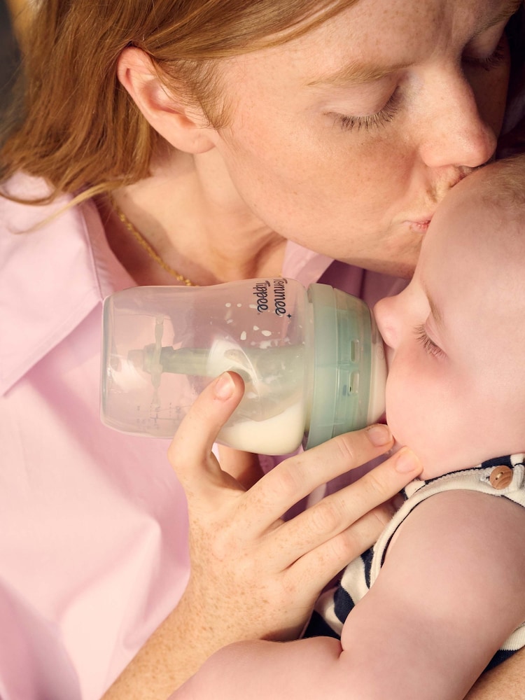 Tommee Tippee White Complete Baby Feeding Kit - Image 6 of 6 Tommee Tippee White Complete Baby Feeding Kit - Image 6 of 6