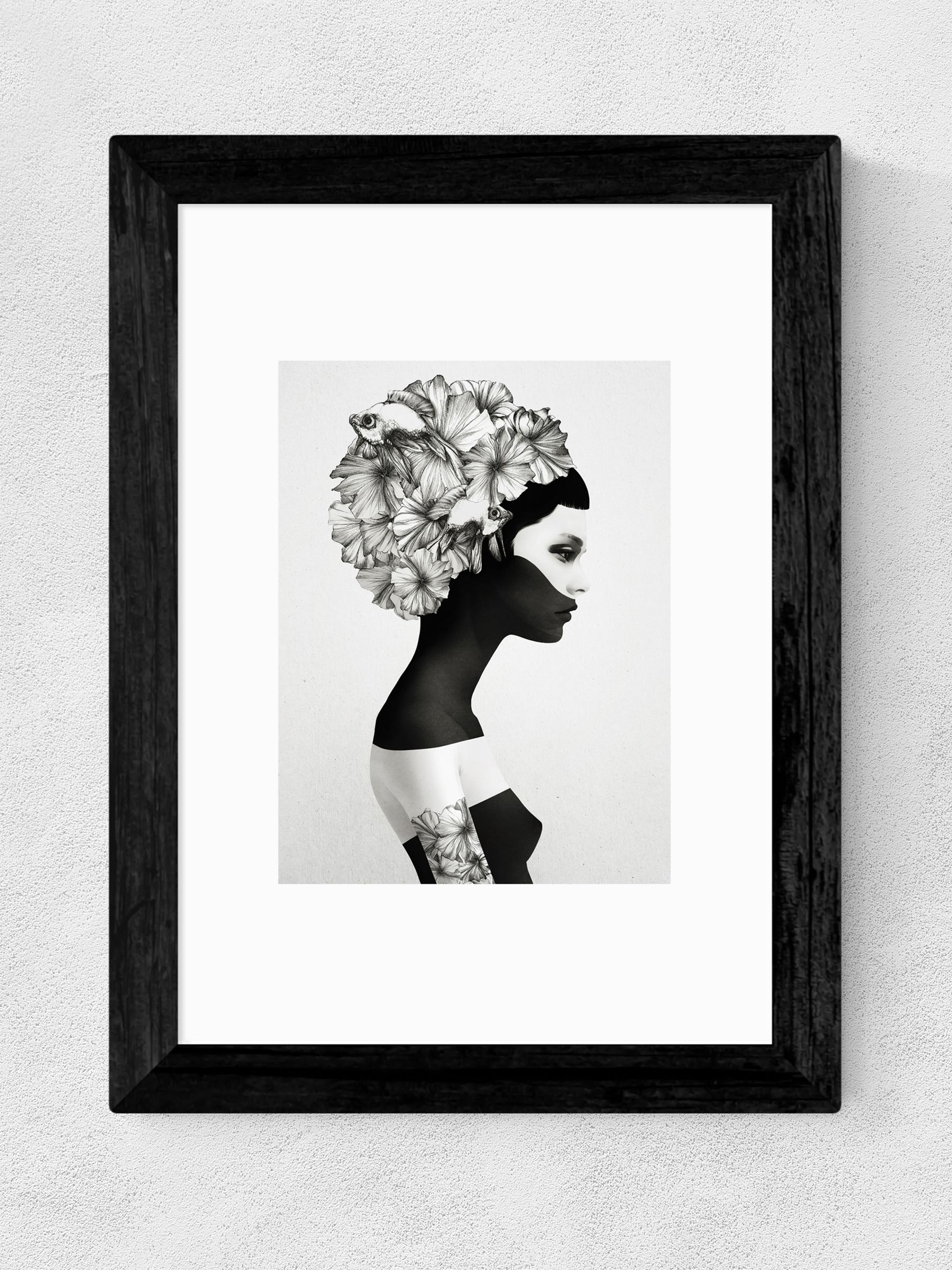 Society6 iPhone4/4S,5用 Marianna by Ruben Ireland Marianna - Art Print by Ruben Ireland | GIANT ART