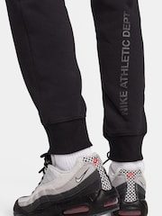 Nike Black Fleece Cargo Joggers - Image 5 of 7
