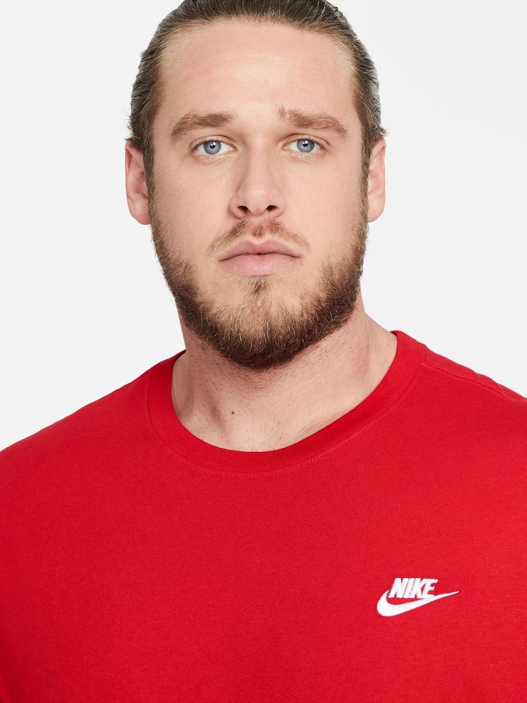 Nike University Red Club T-Shirt - Image 4 of 9