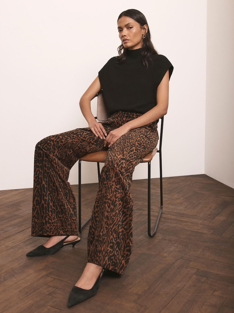 Mint Velvet Leopard Print Velvet Wide Trousers - Εικόνα 2 από 7