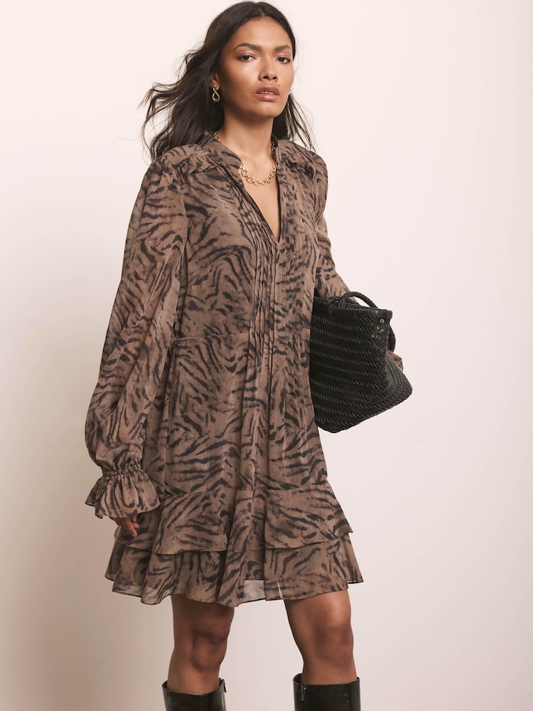 Mint Velvet Ruffle Mini Dress - Slika 1 od 8 Mint Velvet Ruffle Mini Dress - Slika 1 od 8