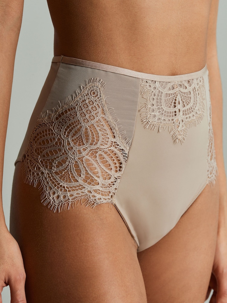 B by Ted Baker Taille haute façonnant vison marron Breifs - Image 5 of 7