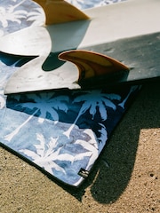 SlowTide Luca Tie Dye Performance Quick Drying Travel Towel - Image 6 de 6