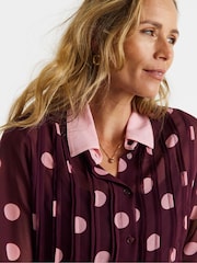 JD Williams Red Spot Contrast Collar Georgette Pintuck Shirt - Image 3 of 4