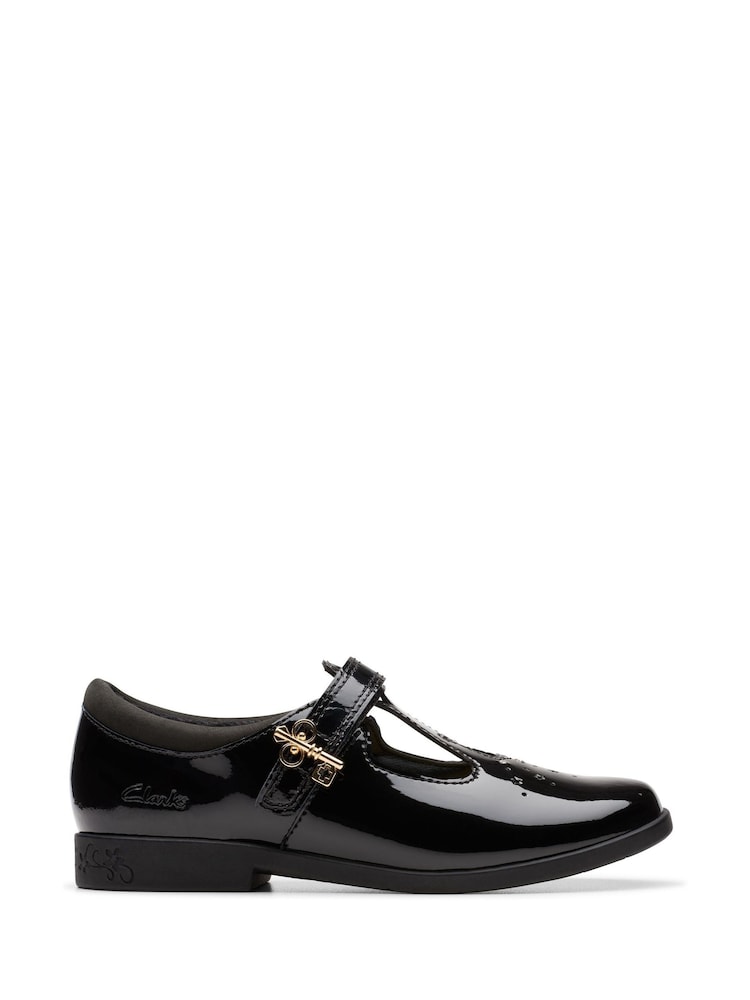 Clarks лакированные туфли с блестящей отделкой - Image 1 of 7