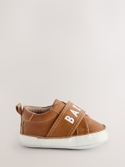 بني فاتح بني - حذاء رياضي مبطن للأولاد من Baker By Ted Baker - صورة 2 من 5