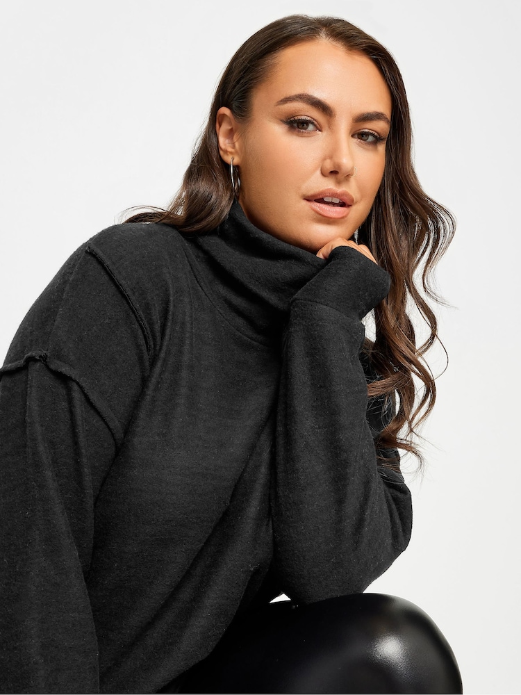 Schwarz - Yours Curve Rollkragenpullover mit weichem Griff - Bild 5 von 5 Schwarz - Yours Curve Rollkragenpullover mit weichem Griff - Bild 5 von 5