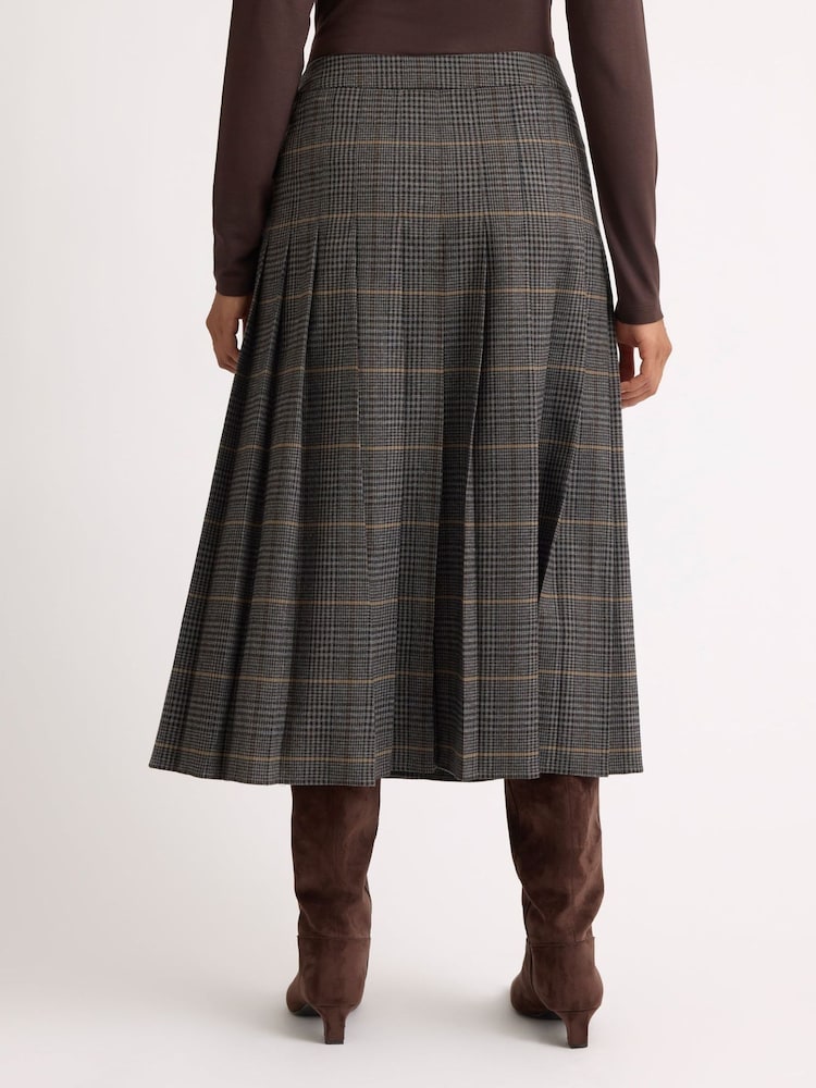 Albaray Grey Plaid Kilt - Image 2 of 4 Albaray Grey Plaid Kilt - Image 2 of 4