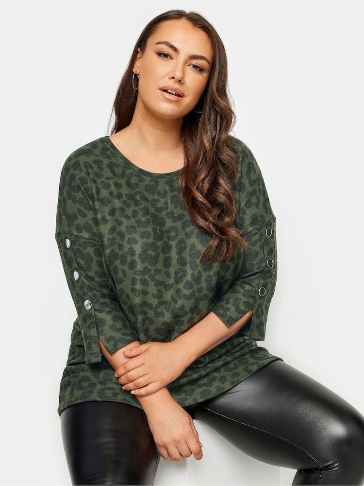 Yours Curve Green Long Sleeve Button Soft Touch Top - Image 4 of 4