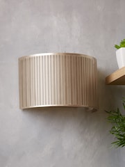 Brass Jada Wall Light - Image 2 of 5