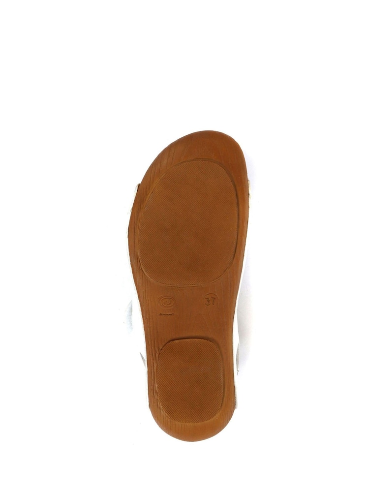 Pavers White Ladies Touch Fasten Sandals - Image 5 of 5 Pavers White Ladies Touch Fasten Sandals - Image 5 of 5