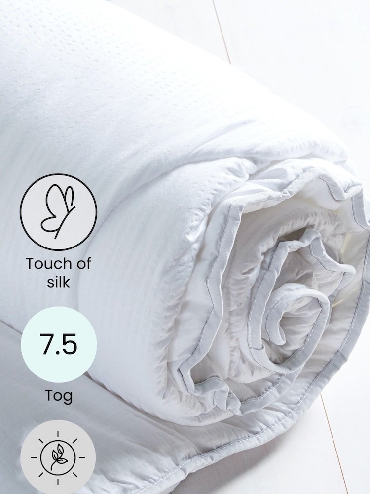Sleep In Silk 7.5 Tog Duvet - Image 2 of 4