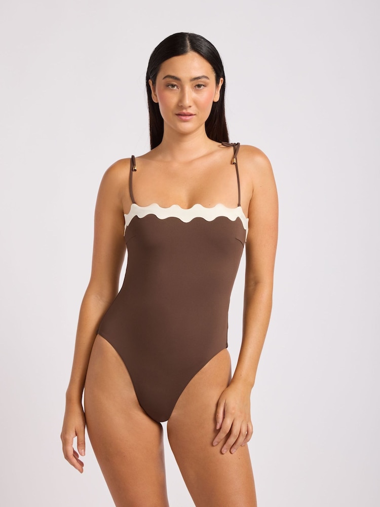 Seafolly Gia Ric Rac One-Piece Swimsuit - صورة 1 من 4 Seafolly Gia Ric Rac One-Piece Swimsuit - صورة 1 من 4