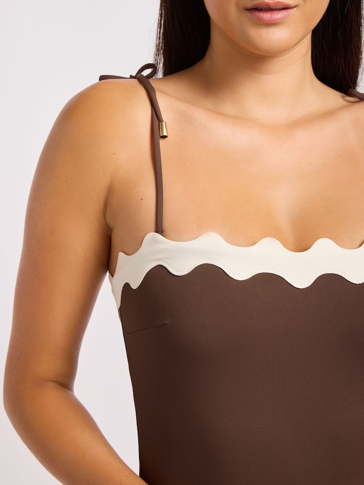 Seafolly Gia Ric Rac One-Piece Swimsuit - صورة 4 من 4 Seafolly Gia Ric Rac One-Piece Swimsuit - صورة 4 من 4