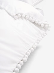 Ensemble housse de couette et taie d'oreiller pompon - Image 4 of 4