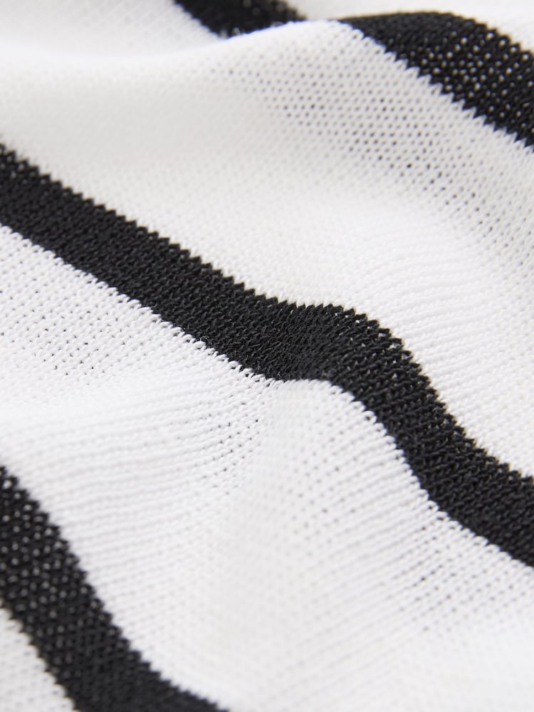 Black/White V-Neck Gem Button Linen T-Shirt - Image 6 of 6