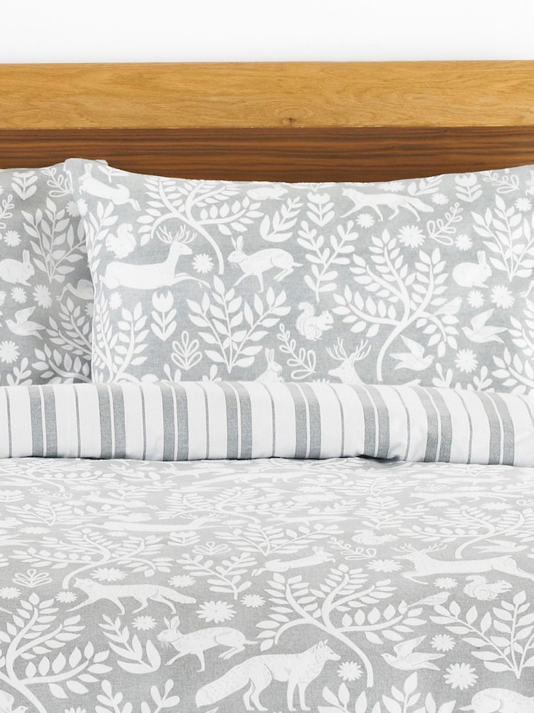 Furn Grey Skandi Woodland Brushed 100% Cotton Stag Reversible Christmas Duvet Cover and Pillowcase Set - Image 3 of 3