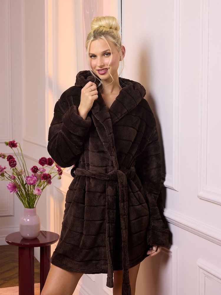 ყავისფერი - Boux Avenue Fluffy Stripe Short Dressing Gown - სურათი 2 8-დან