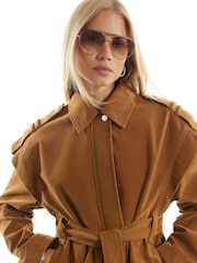 Chaqueta de antelina con cinturón de River Island - Imagen 4 de 4