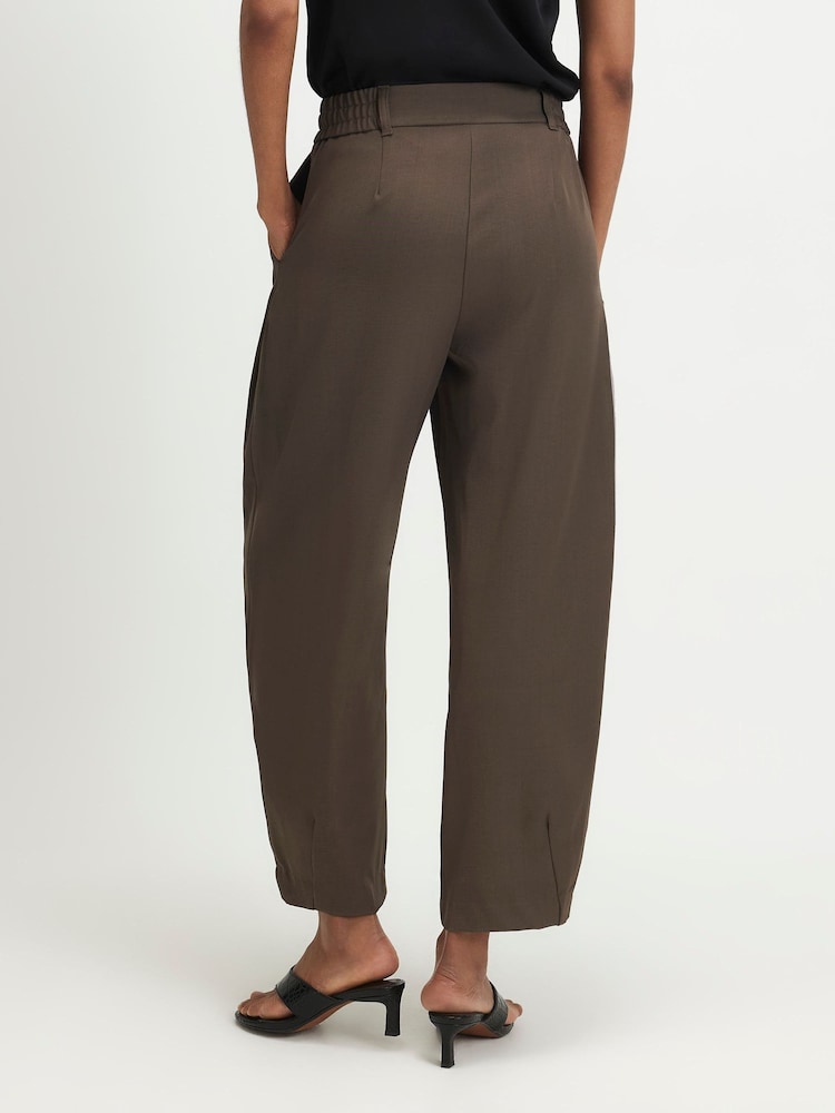 River Island Brown Belt Trim Leg Barrel Trousers - Image 4 of 4 River Island Brown Belt Trim Leg Barrel Trousers - Image 4 of 4